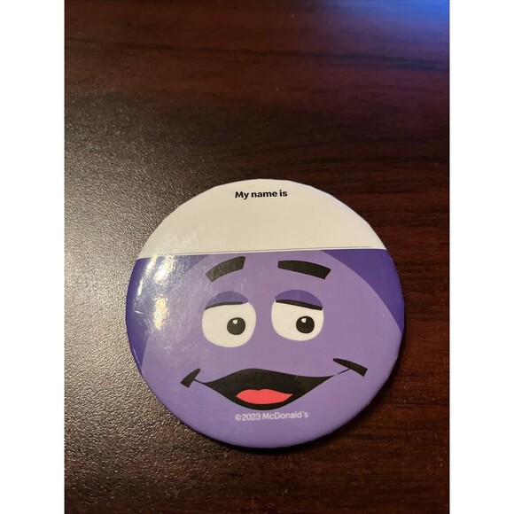 2023 McDonald’s Grimace Name Tag Employee Button Pin - Picture 1 of 3